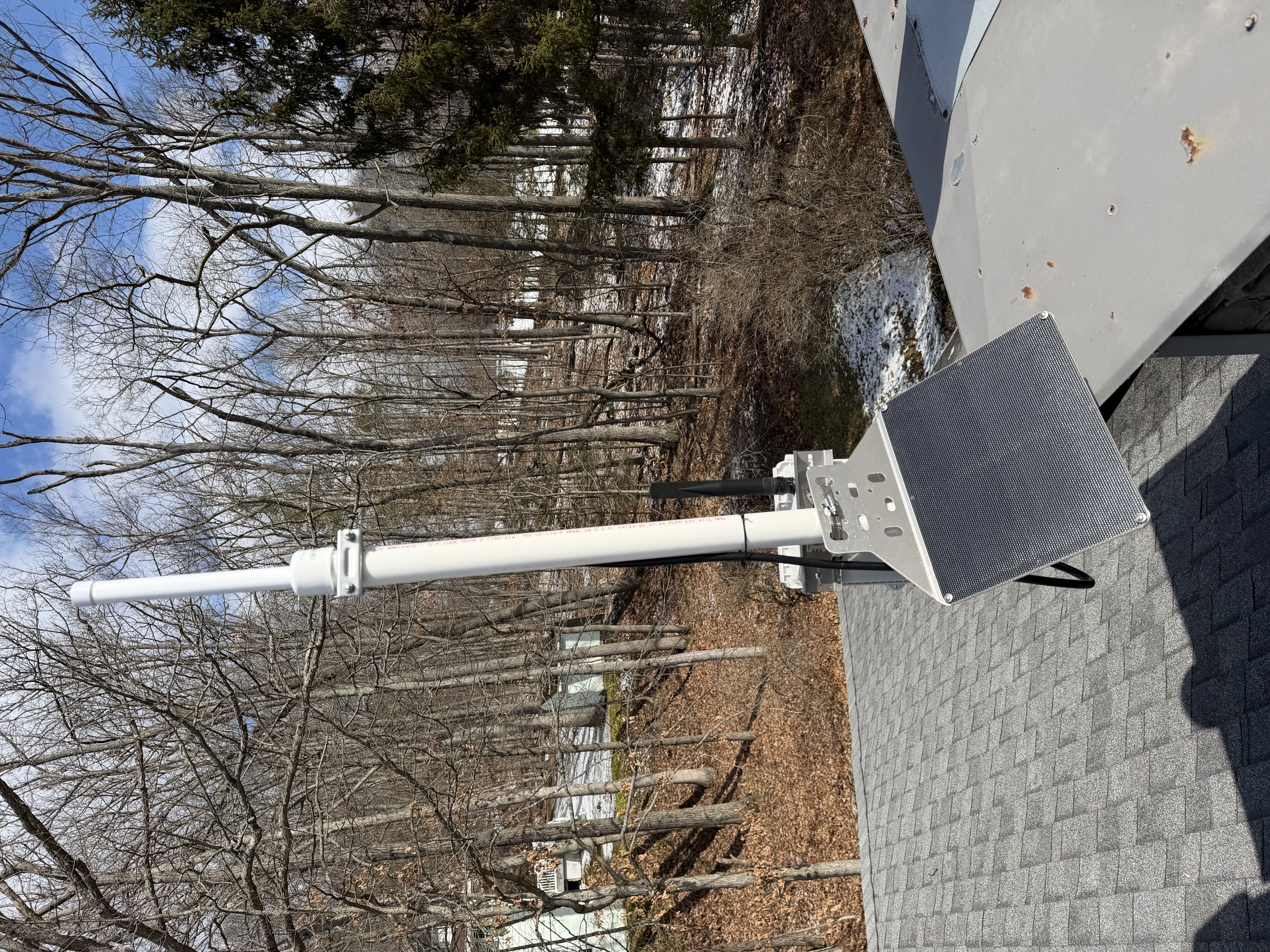 Dual-node rooftop solar panel installation